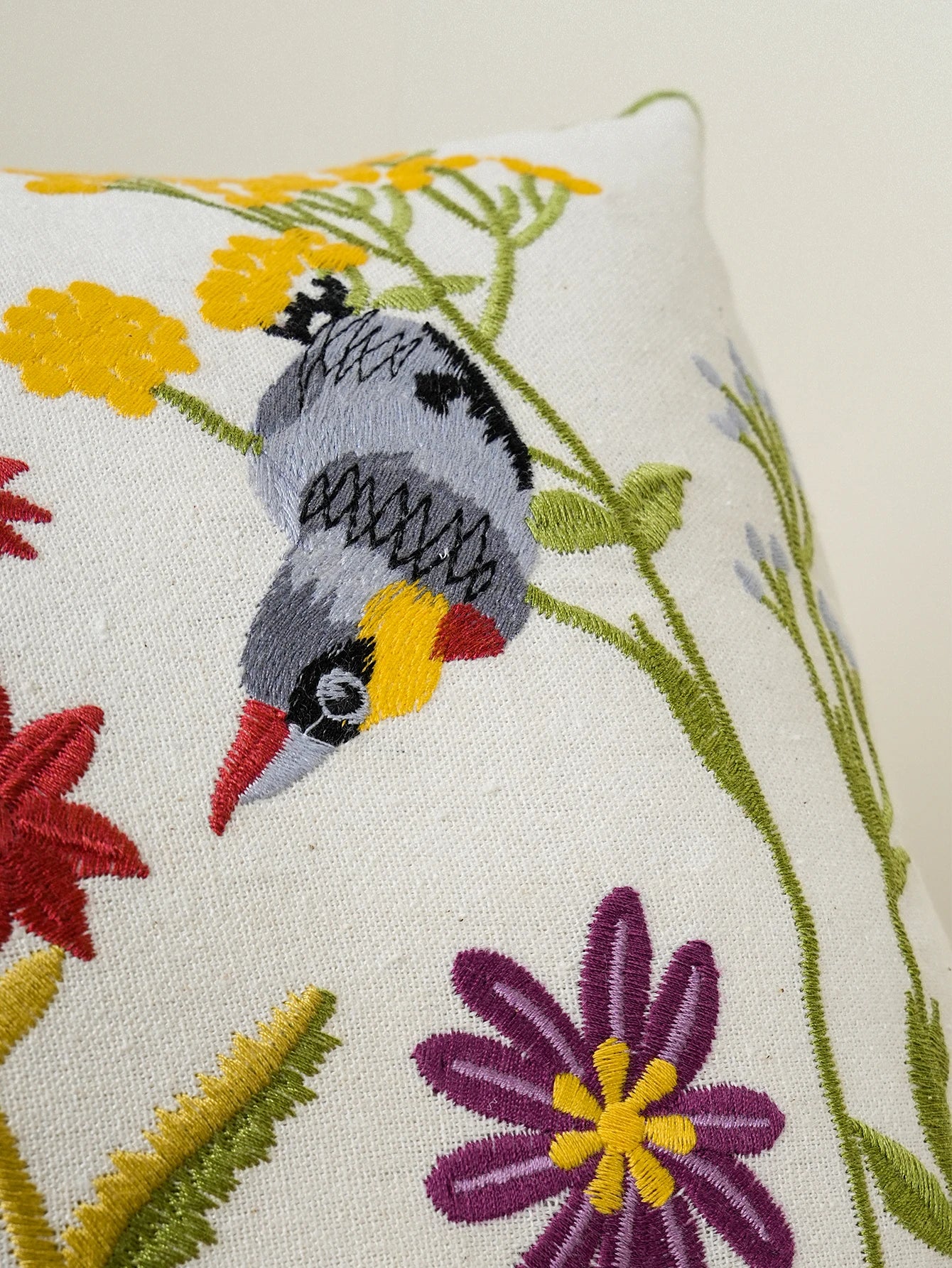 Housse de Coussin Brodée 🌸 | Fleurs & Oiseaux – 3 Tailles – Zip Invisible – Déco Canapé