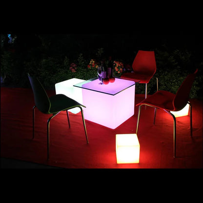Boule Lumineuse LED Carrée Jardin &amp; Piscine – Télécommande 16 Couleurs – IP68 Étanche