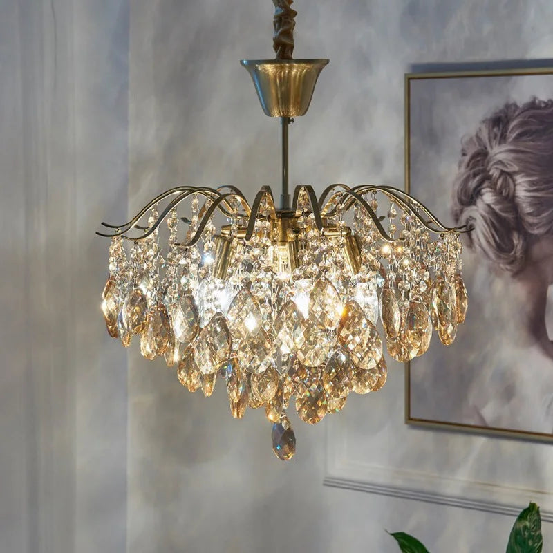 Lustre Cristal Style Français – LED E14 – Cristal Transparent ou Ambré – 3 Tailles – Salon &amp; Salle à Manger