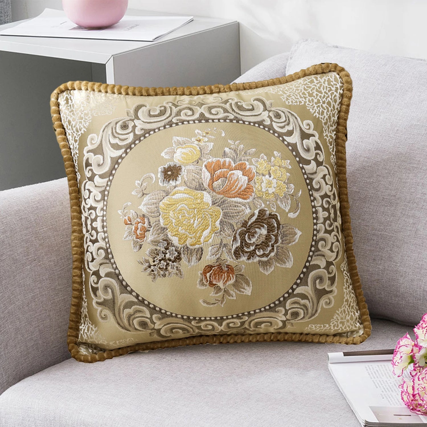 Housse de Coussin Décorative Jacquard 🌸 | Motifs Brodés – Douce &amp; Lavable