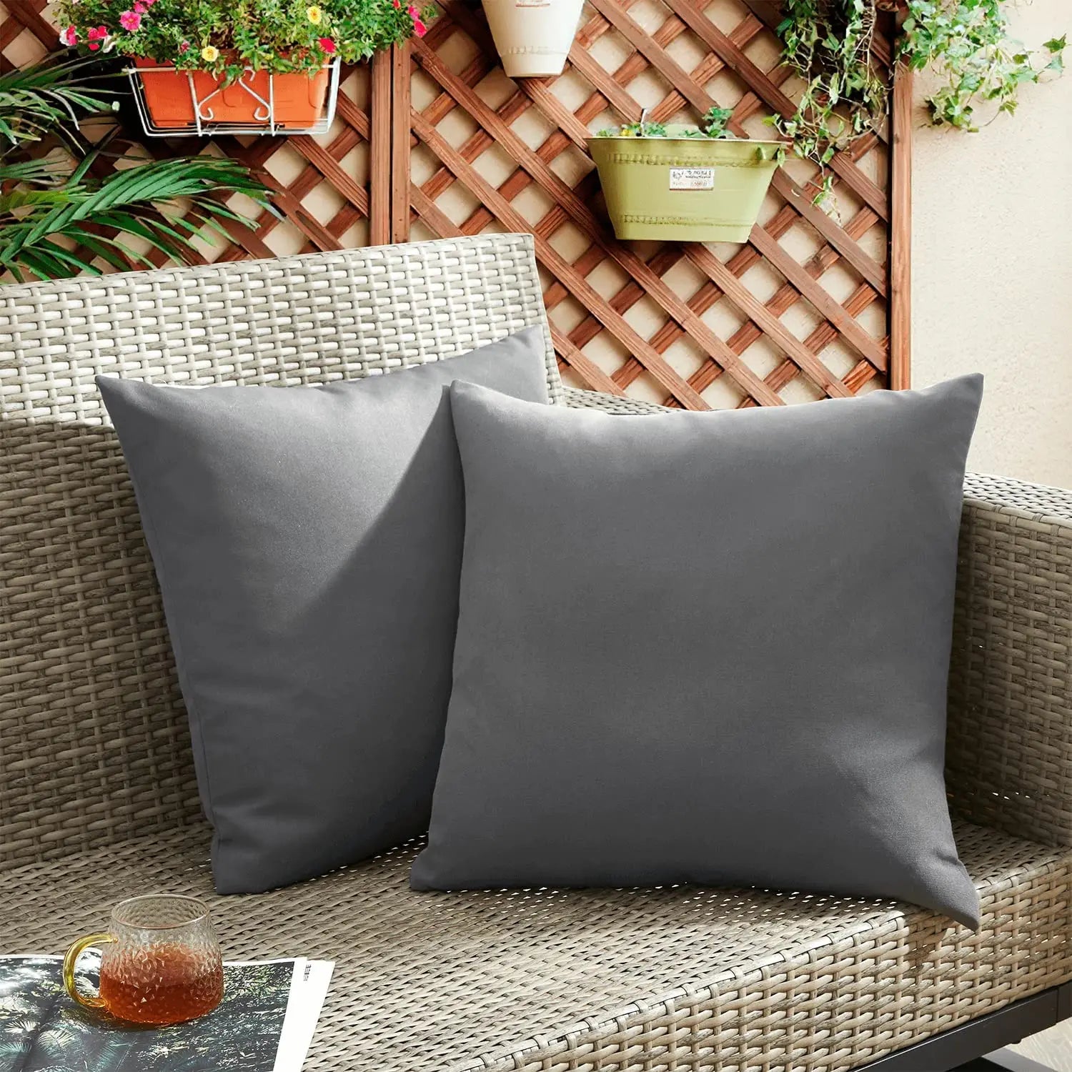Housse de Coussin Imperméable Intérieur &amp; Extérieur – 5 Coloris | 5 Tailles