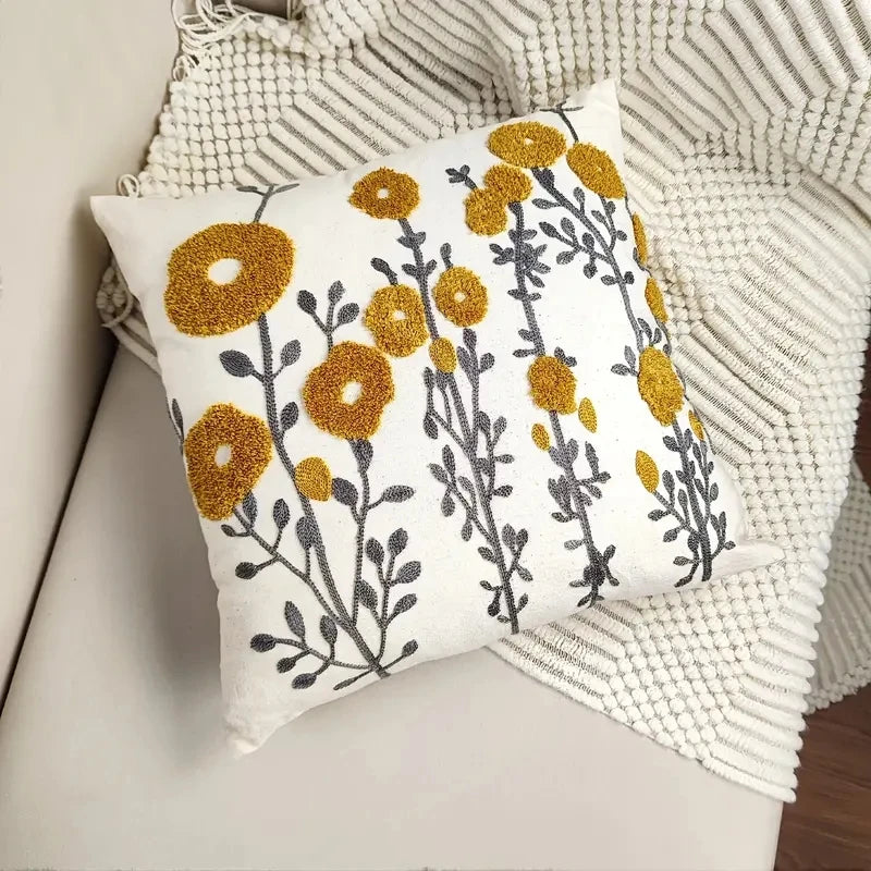 Housse de Coussin Boho Florale Brodée – Coton Doux | Déco Canapé &amp; Lit